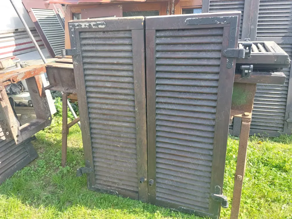 2 pár fa zsalugáter szárnyak ablakra sz; 86 m;108 cm zárható kép szerinti állapot eladó-cserélhető 2 pár fa zsalugáter szárnyak ablakra sz; 86 m;108 cm zárható kép szerinti állapot eladó-cserélhető