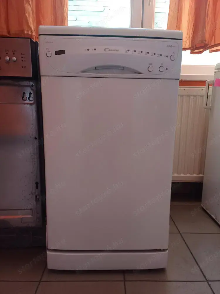 Használt Candy CSF 4590 E Keskeny mosogatógép [H16858] 1-3 hónap garanciával