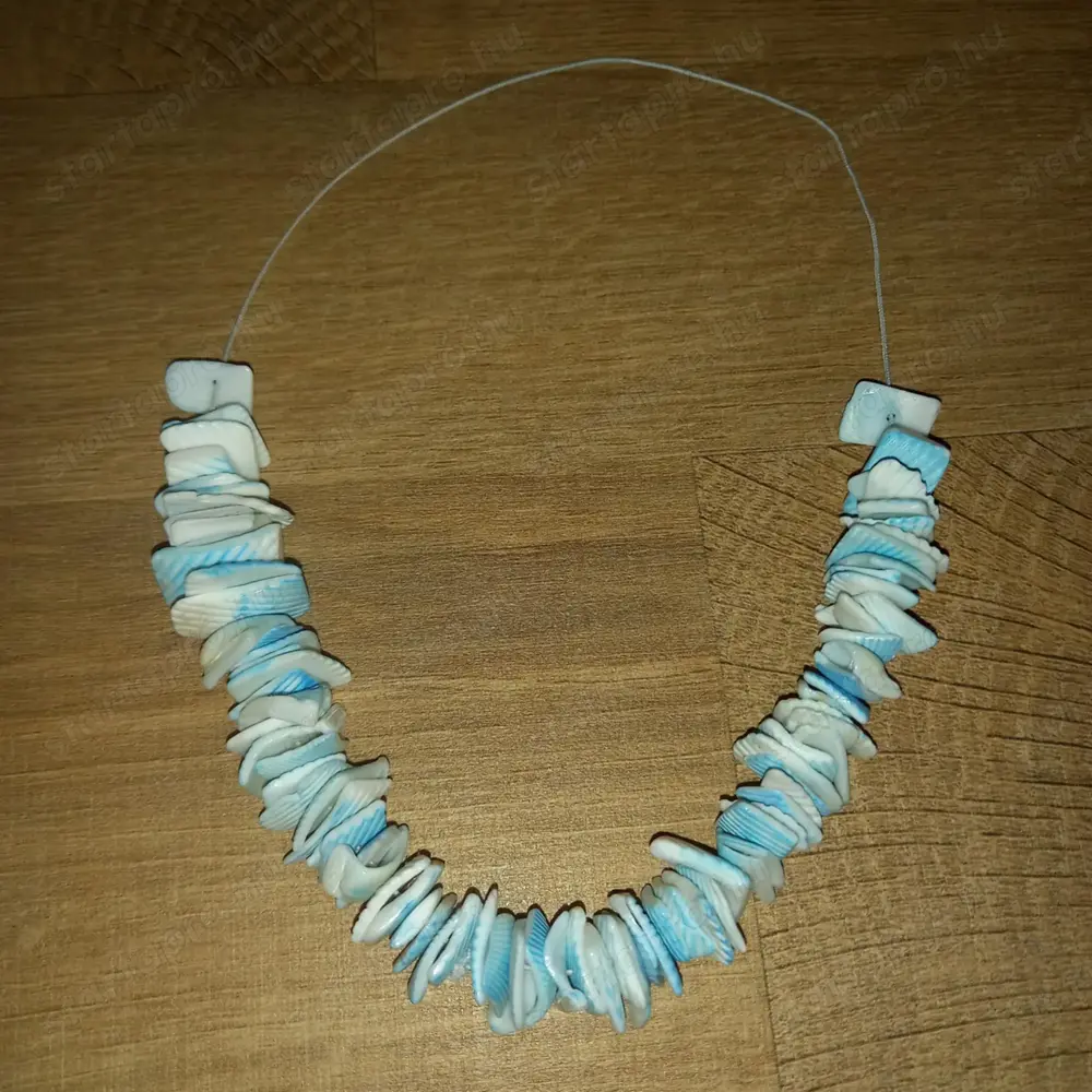 Kék kagyló nyaklánc eladó, ajándék Nílus iszapjából készült nyaklánccal