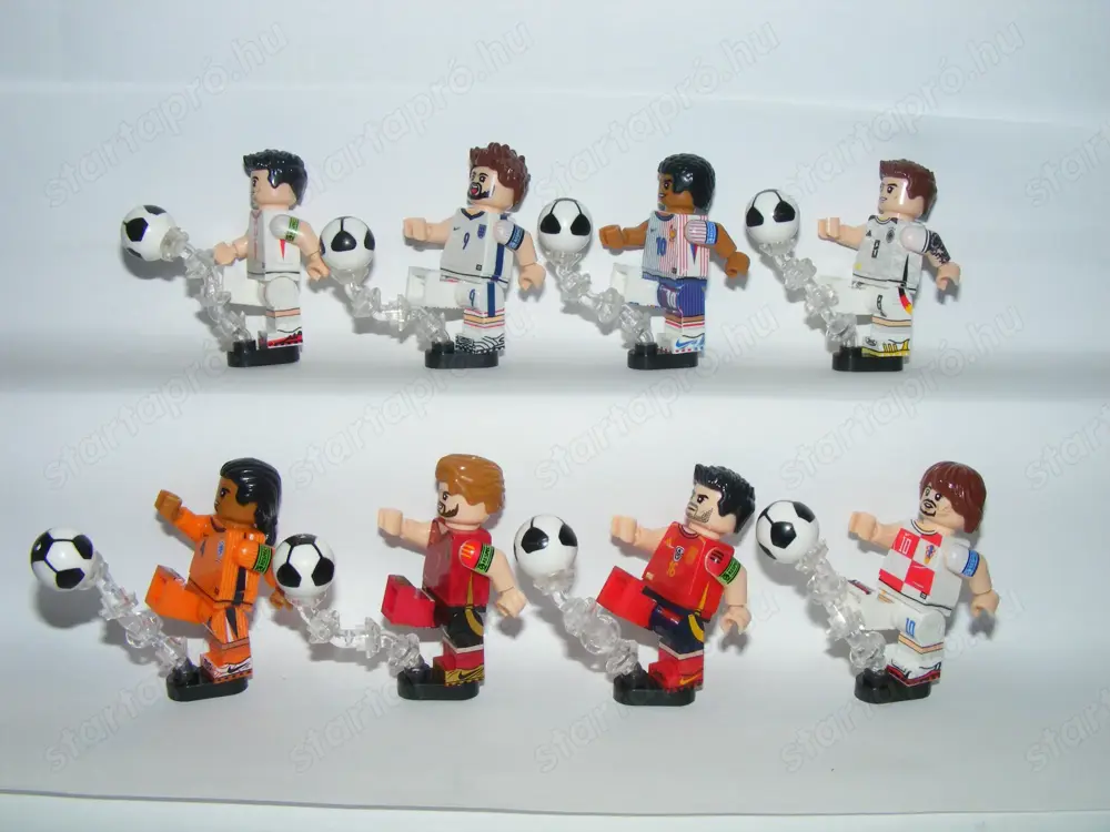 Lego Focista figurák Futball foci Rodrigo Lewandowski Virgil Kane Kroos Modric ÚJ
