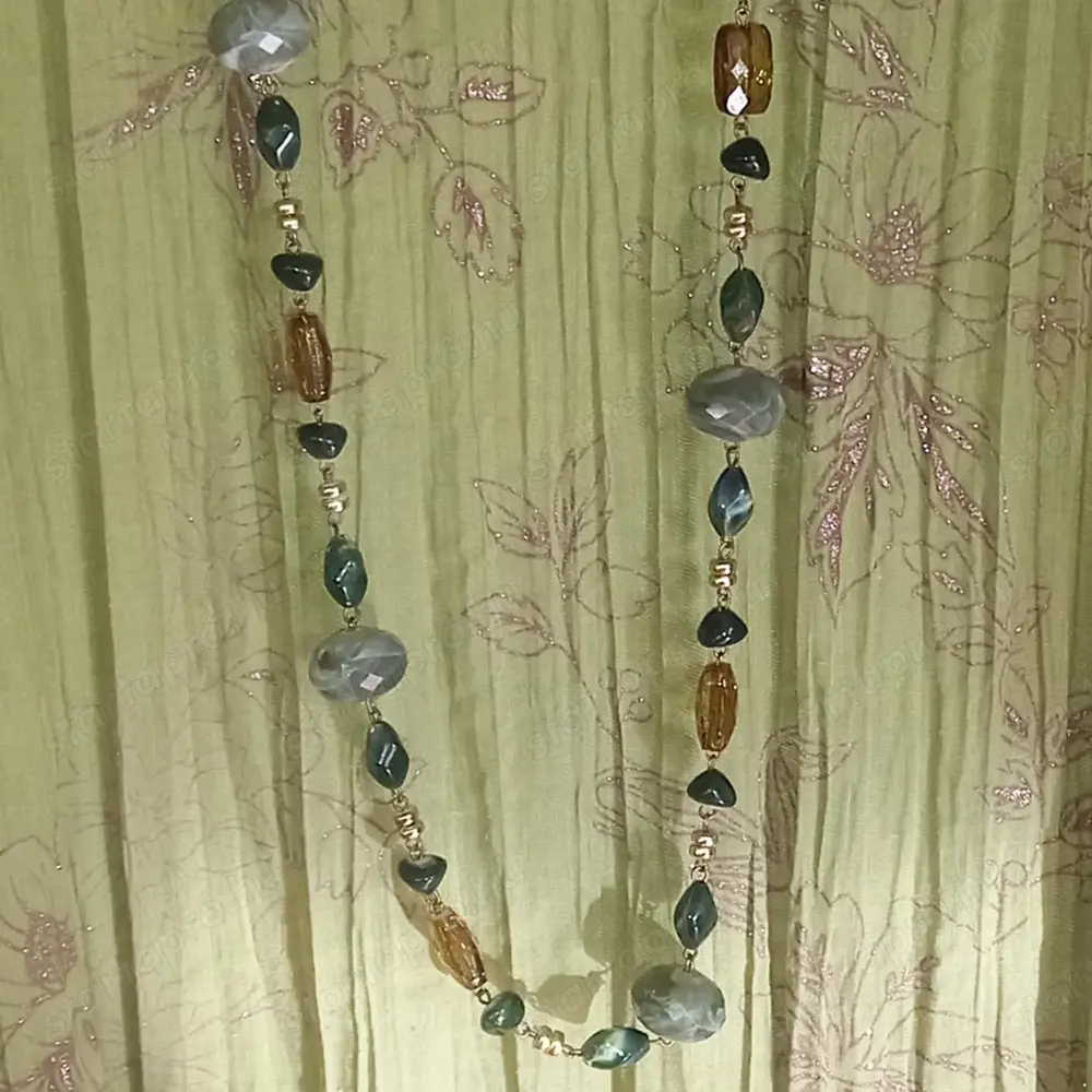 Antiallergén zöld hosszú nyaklánc eladó, ÚJ!