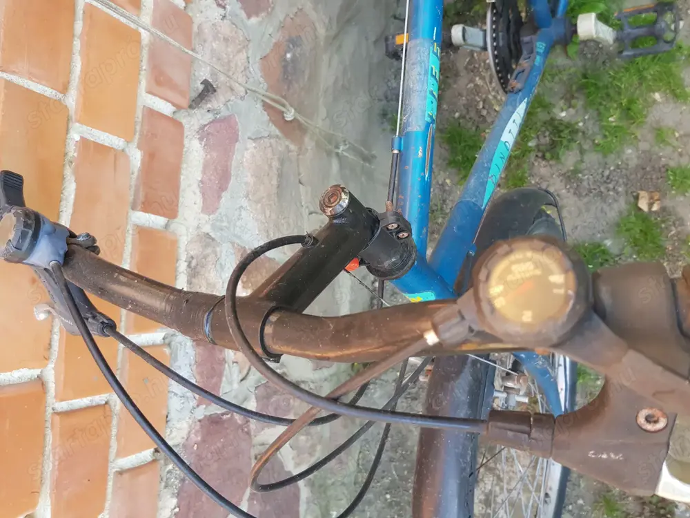 28 -as férfi kerékpár