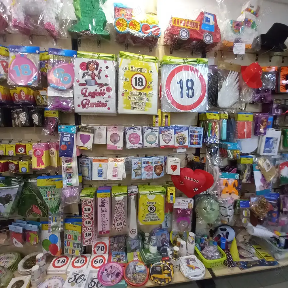 Üzletbezárás miatt Party termék egyben hatalmas kedvezménnyel eladó