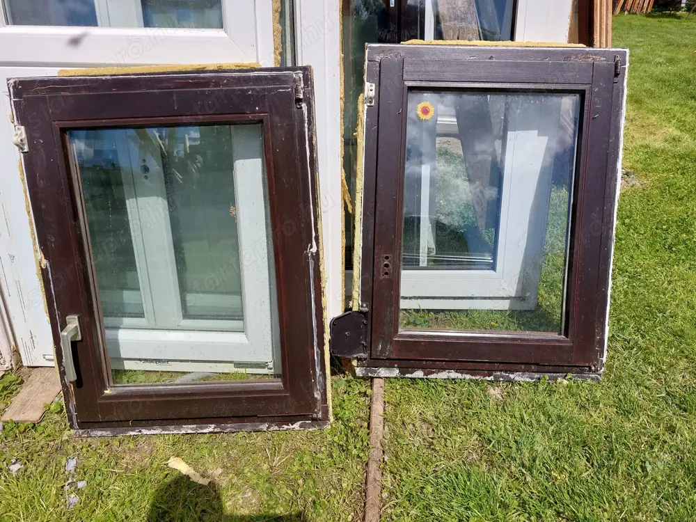 Egyben is 2 db sz; 67 m;88 fa hőszigetelt 2 réteg üveg bukó-nyiló kép szerinti állapot akár csere is