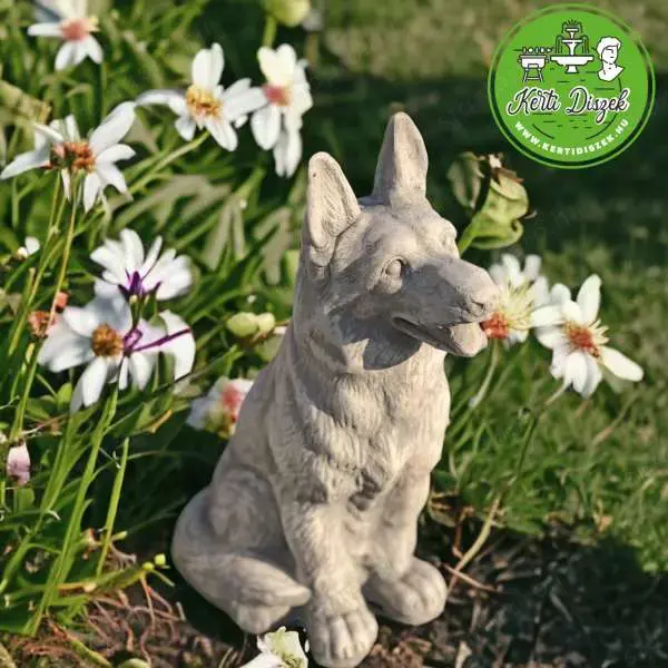 Kutya szobor Juhászkutya