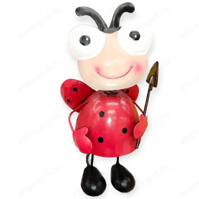 Fém katicabogár kerti dekoráció lapáttal, mozgó figurával   8x8x19 cm