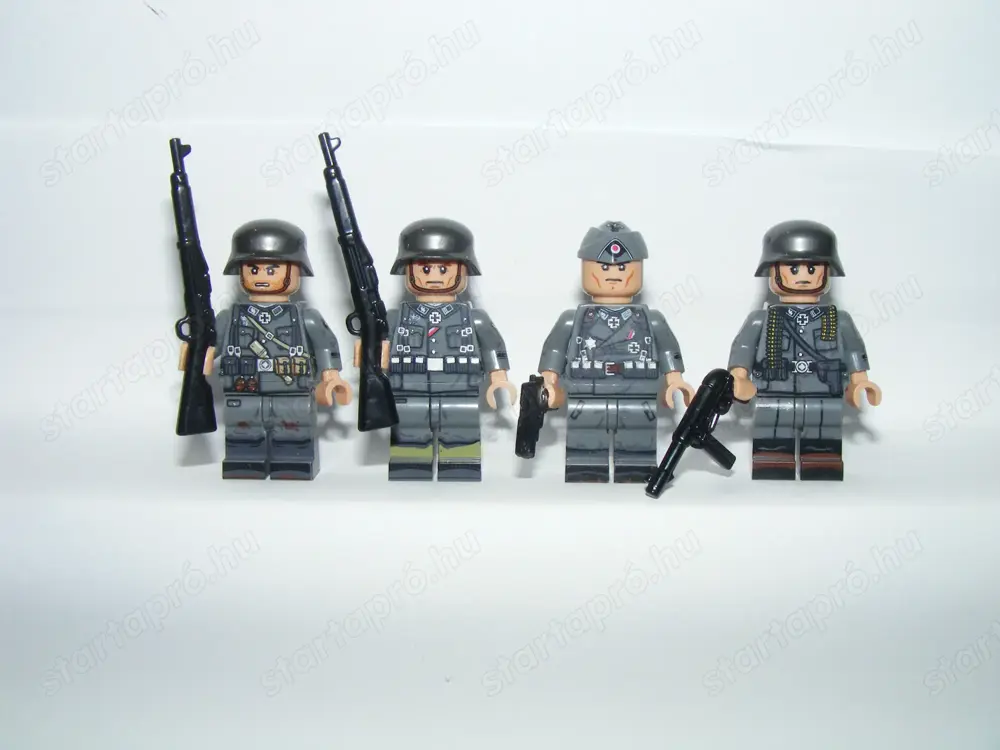 Lego 2. Világháborús Német katonák Vaskeresztes katona Tiszt figura 4db ÚJ