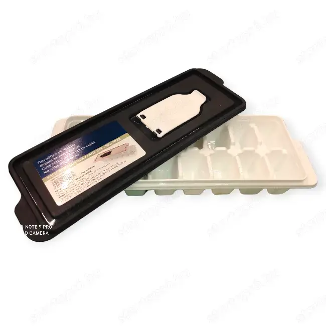 Jégkockatartó doboz szürke fedéllel   0% BPA, fehér műanyag, szivárgásmentes töltőnyílással