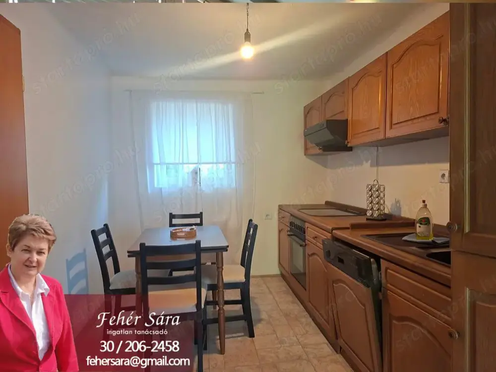 Cserkeszőlő belterületén, részben felújított lakóház eladó.