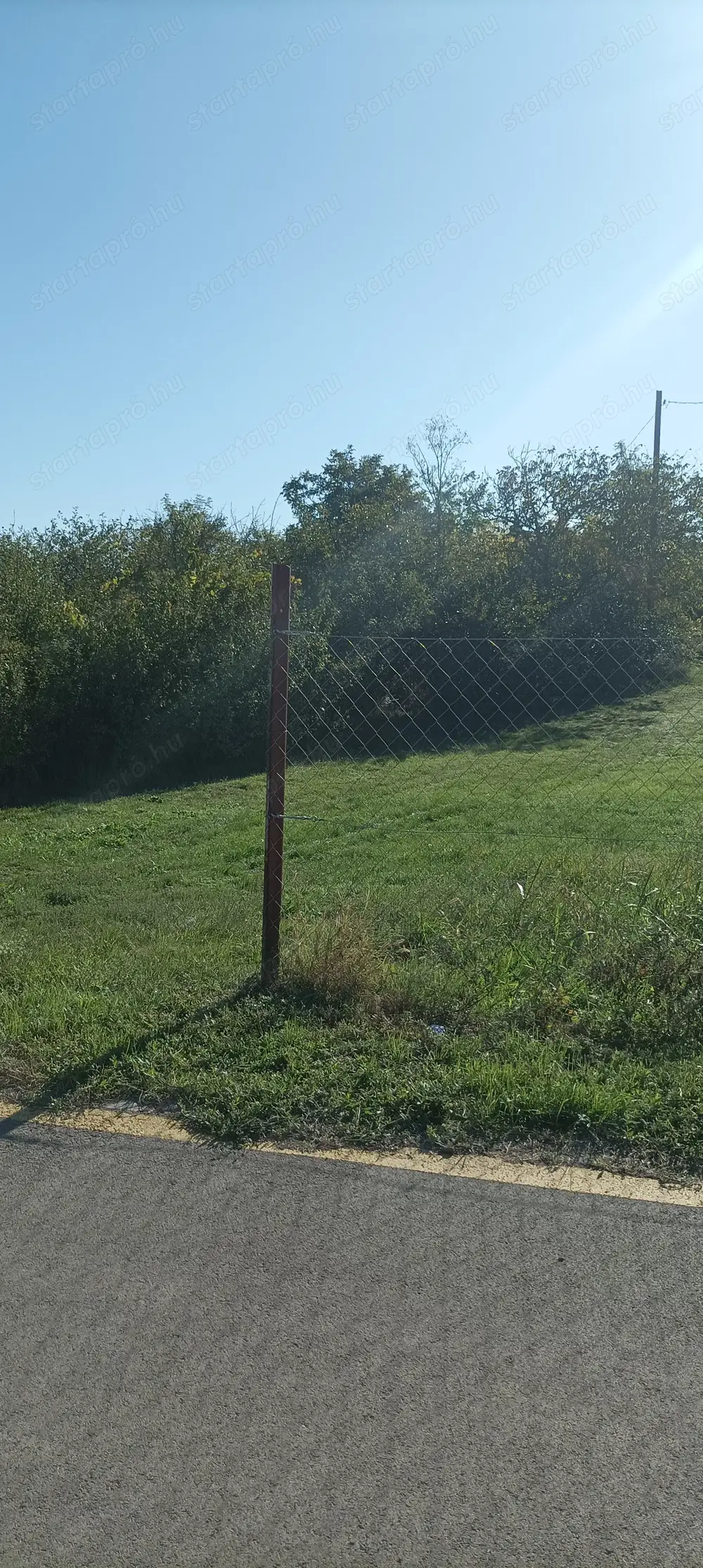 Kőszárhegy elején telek eladó