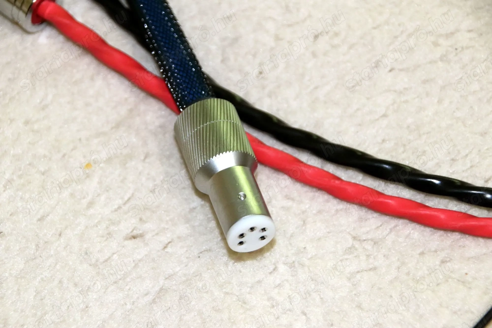 Lemezjátszó DIN-RCA összekötő kábel