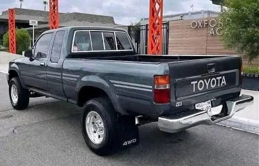 1991-es Toyota Pickup Deluxe Xtra Cab 4x4