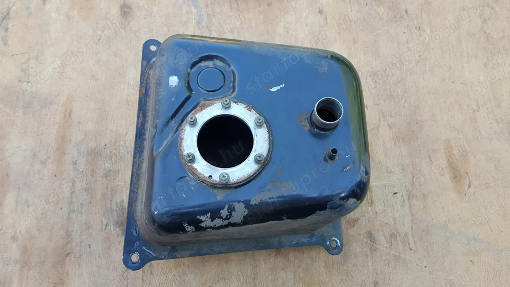 Kymco Xciting 250 i.e. üzemanyag tank