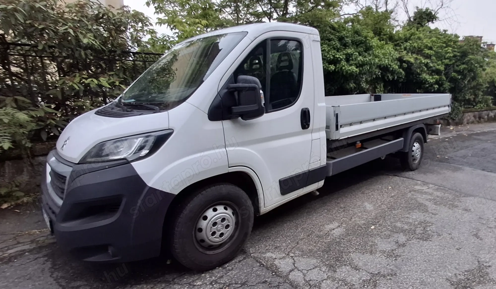 Ingatlanok bontását, lom-sitt szállítást vállalunk Budapesten és környékén!