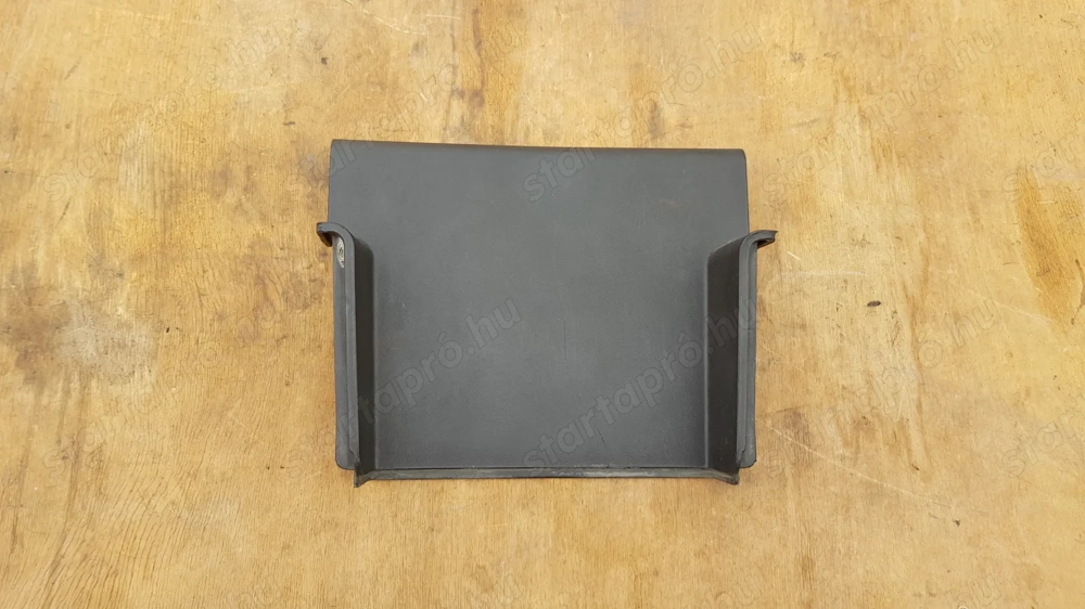 Kymco Xciting 250 - 500 akkumulátor fedél