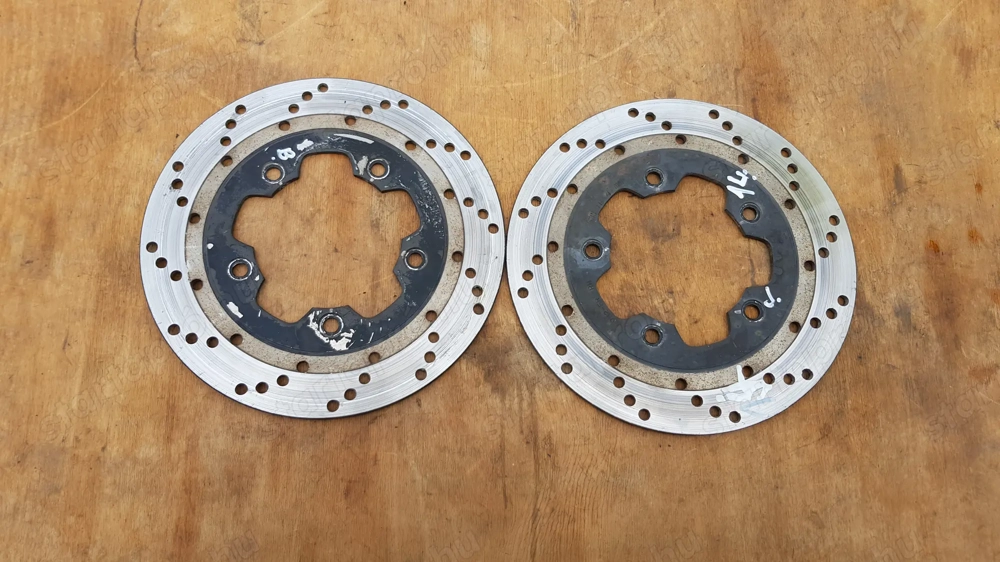 Kymco Xciting 250 - 500 első féktárcsa pár