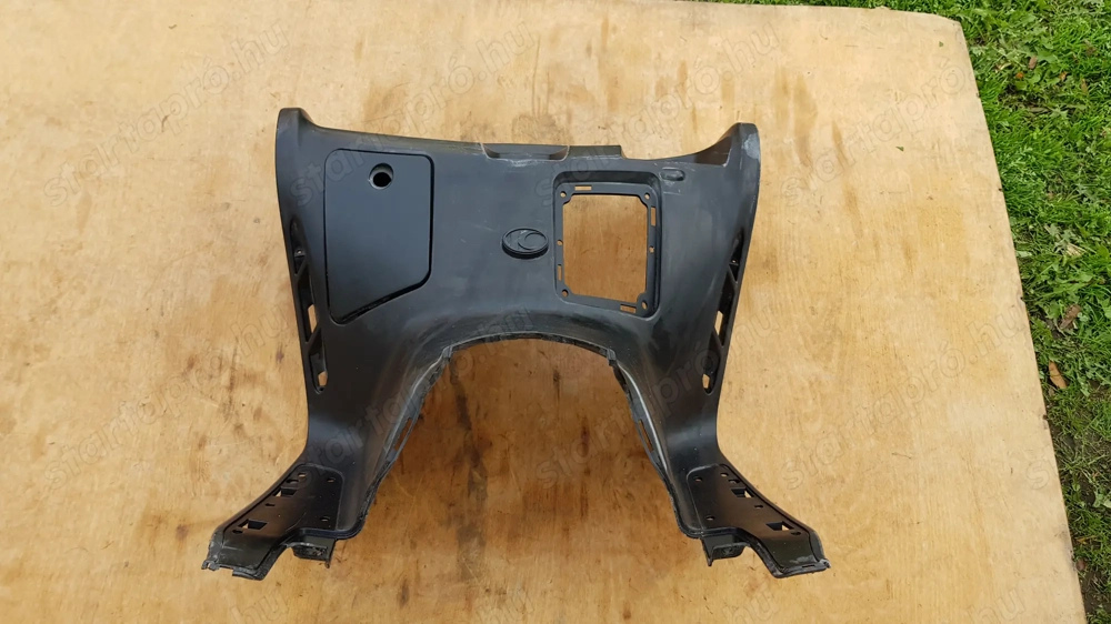 Kymco Xciting 250 - 500 térdidom