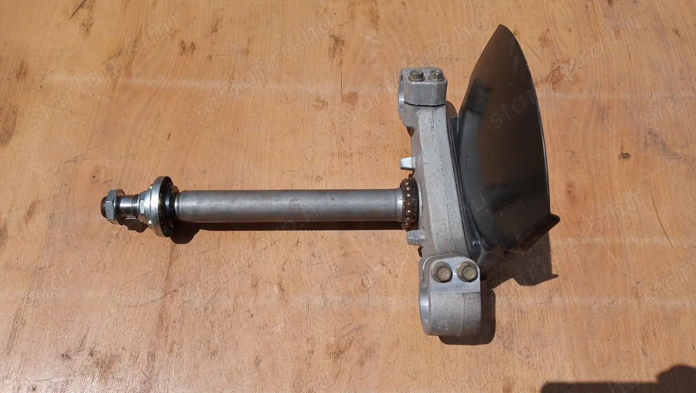 Kymco Xciting 300 i.e R T szár kormányoszlop kormányszár