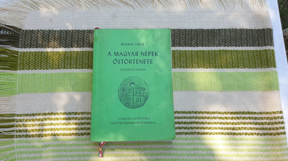 A magyar népek őstörténete c. könyv eladó, egyesített kiadás