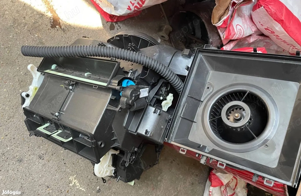Skoda Superb III fűtés box fűtő ventilátor 3q1 819 021 c 5q0 907 511