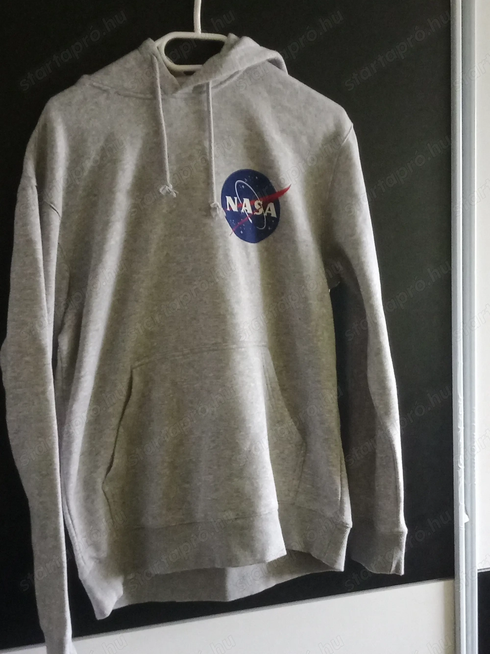 H & M Logg NASA szürke kapucnis felső M méret 4000ft óbuda  személyesen óbu