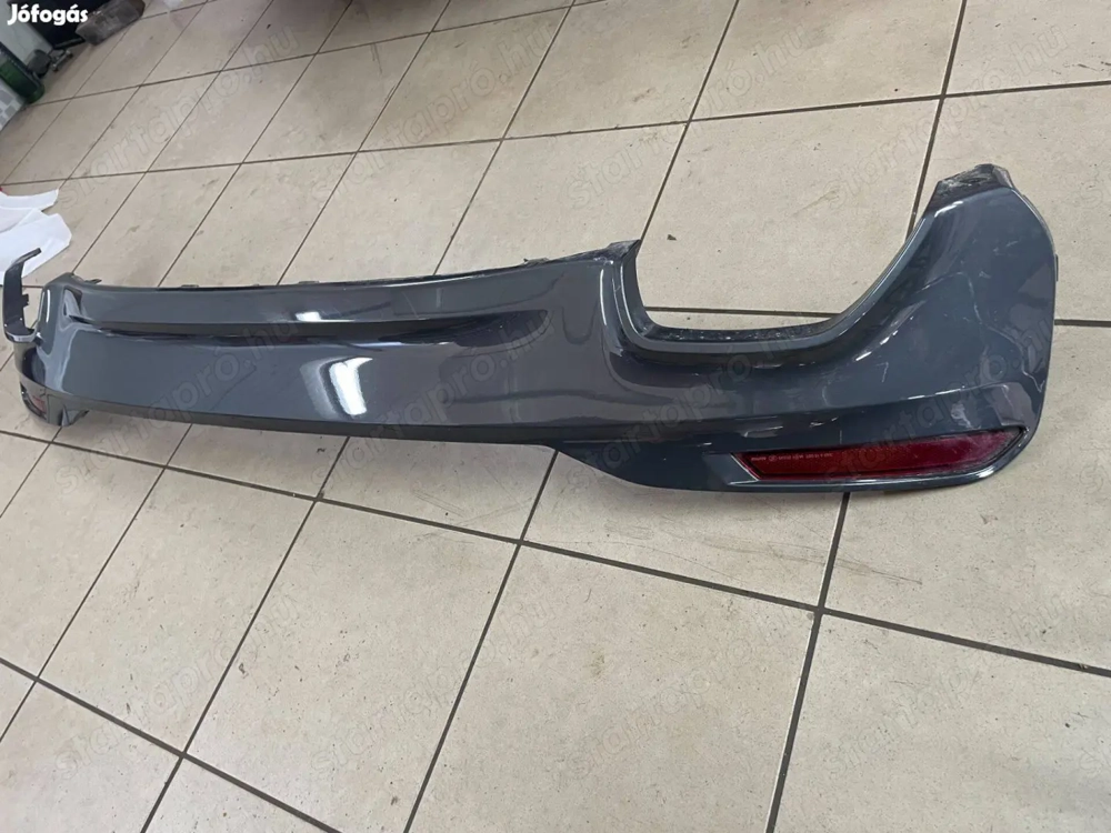 BMW G30 30 hátsó lökhárító diffúzor prizmával gyári M-packet bal oldalán pici hiba fotóztam! 