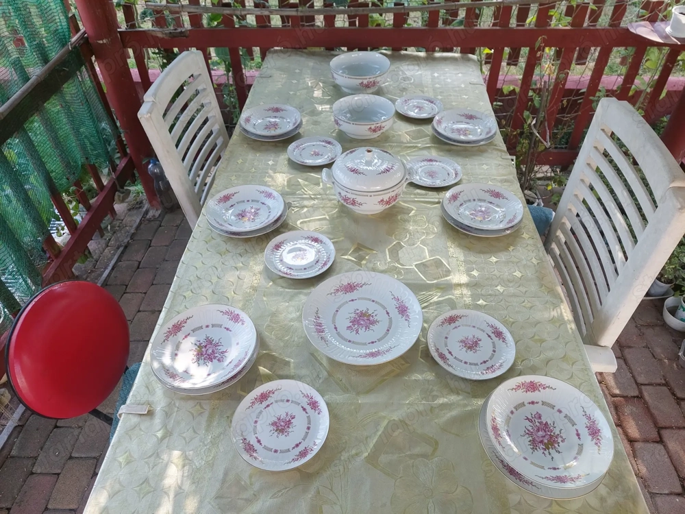 Eladó olcsón új hat személyes étkészlet 