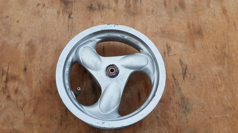 Kymco dink 125 - 150 12"-os első felni