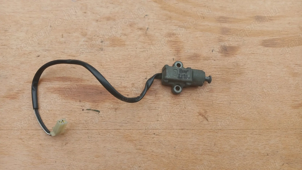 Suzuki Burgman UH 125 - 150 sisaktartó világítás kapcsoló