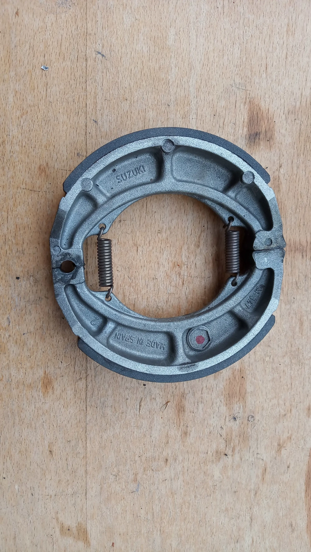 Suzuki Burgman UH 125 - 150 hátsó fékbetét kézifékhez