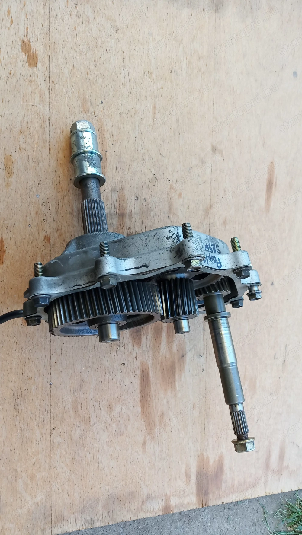 Kymco People S 250 i.e hátsó végáttétel