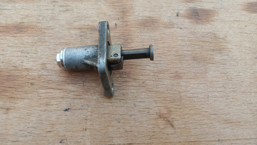 Malaguti Blog 125 - 160 i.e vezérműlánc feszítő patron