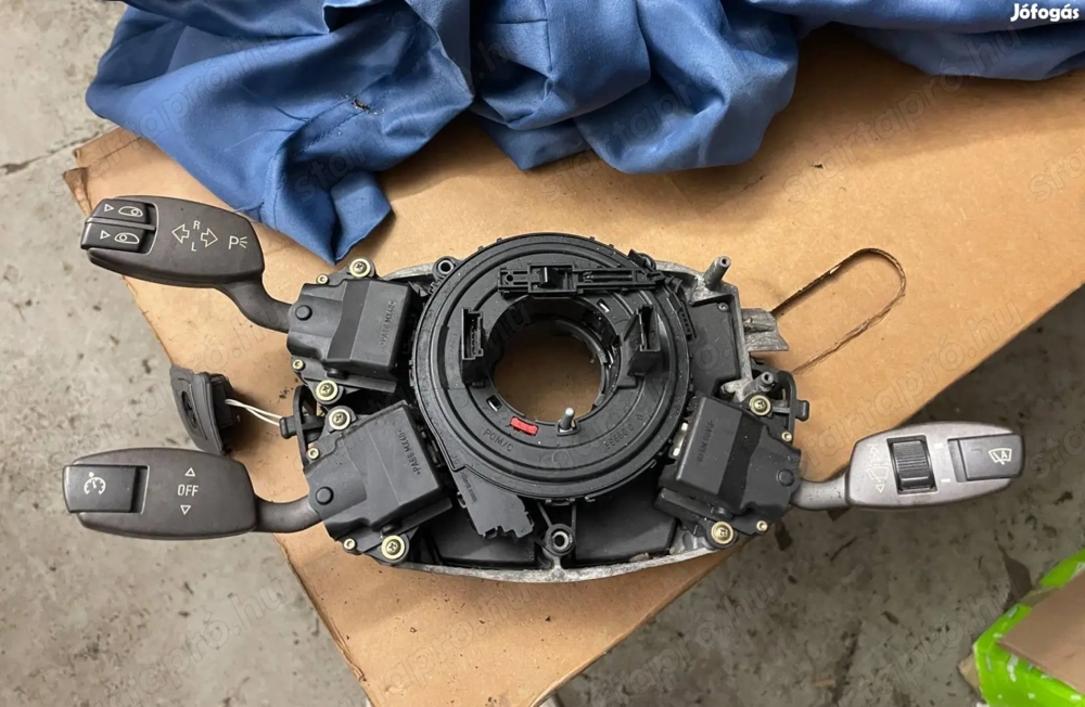 Bmw E60 E61 kormányközép és bajuszkapcsoló 6 911 514 posta megoldható