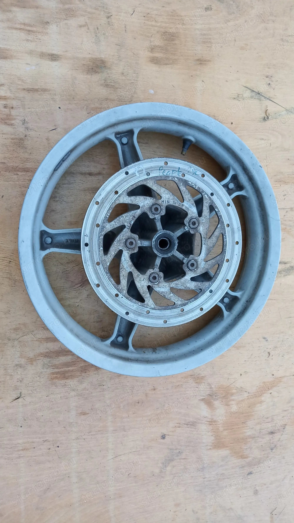 Kymco people 250 első felni