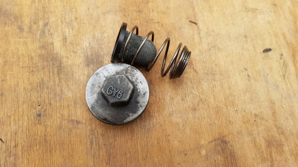 Kymco people 250 olajleeresztő csavar