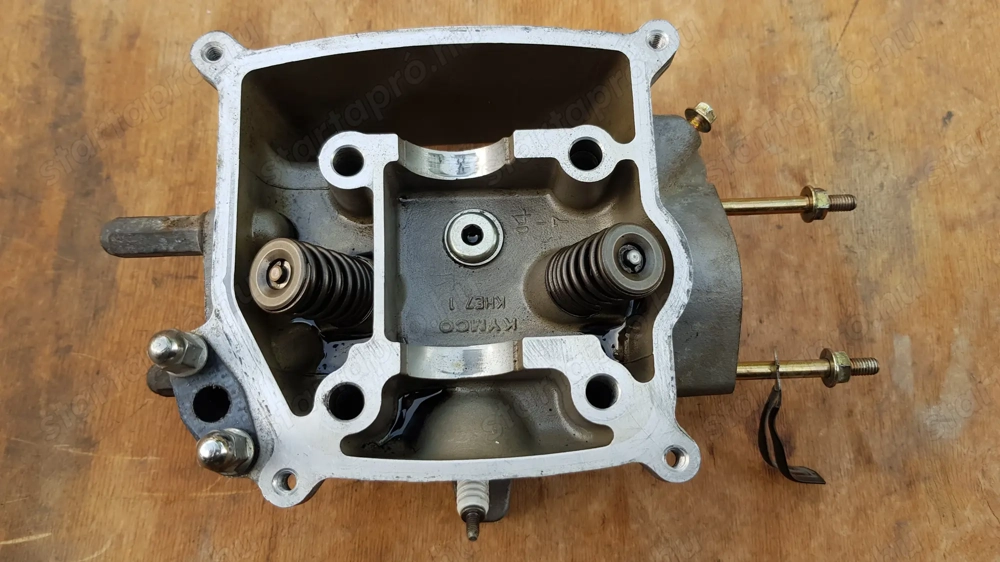 Kymco people 250 hengerfej