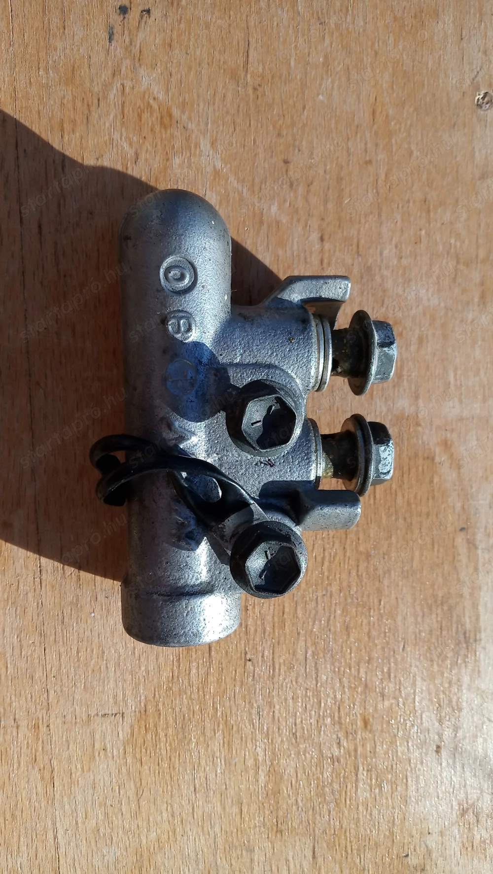 Suzuki Burgman 250 - 400 (merci lámpás) fékszelep