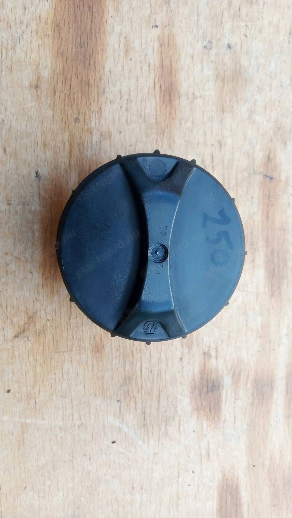 Suzuki Burgman 250 - 400 (merci lámpás) tanksapka