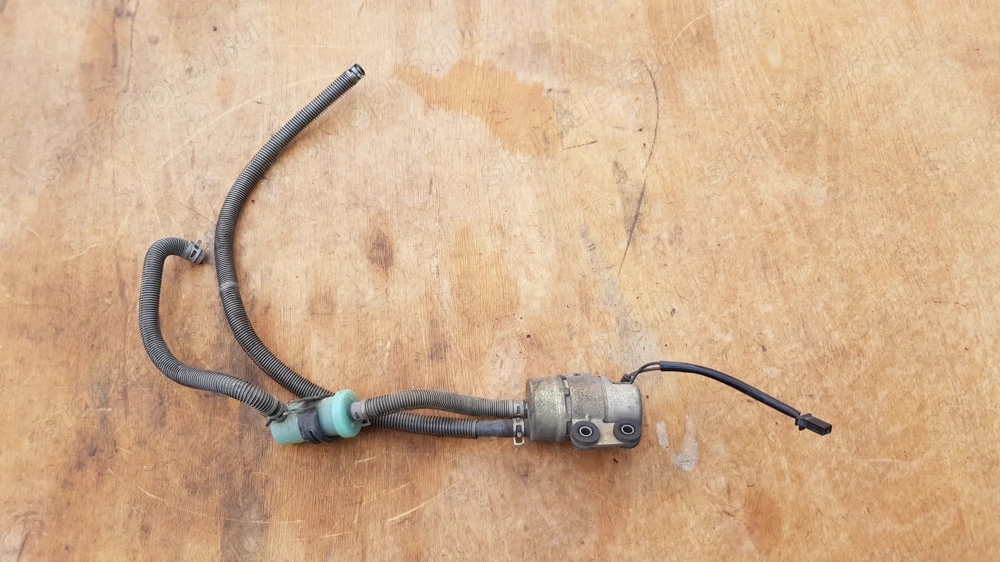 Suzuki Burgman 250 - 400 (merci lámpás) benzinpumpa