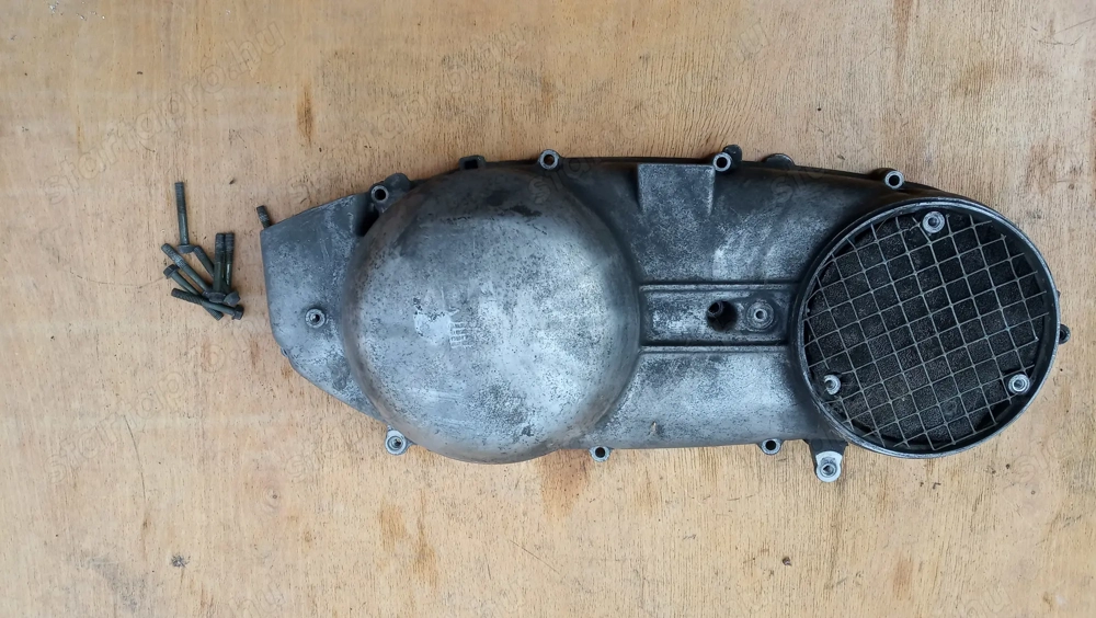 Aprilia leonardo 250 kuplung fedél