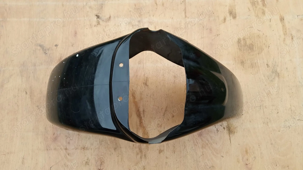 Aprilia Scarabeo 125 - 200 első sárvédő 3 fekete