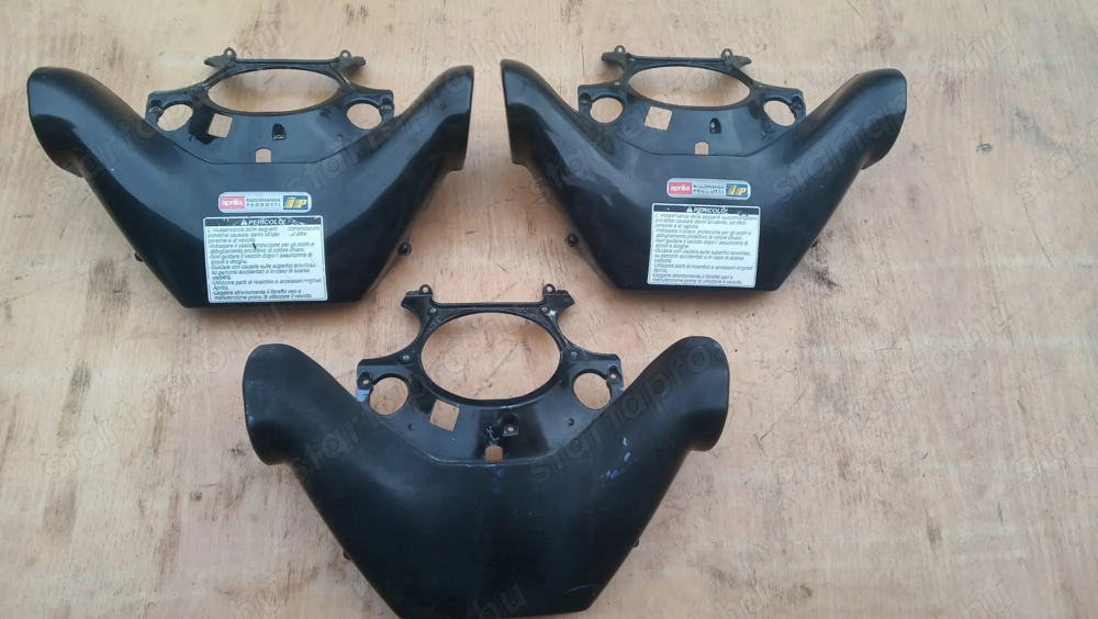 Aprilia Scarabeo 125 - 200 kormányidom hátsó