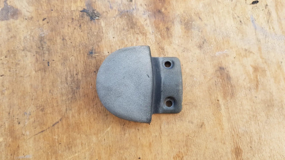 Aprilia Scarabeo 500 szatyorakasztó