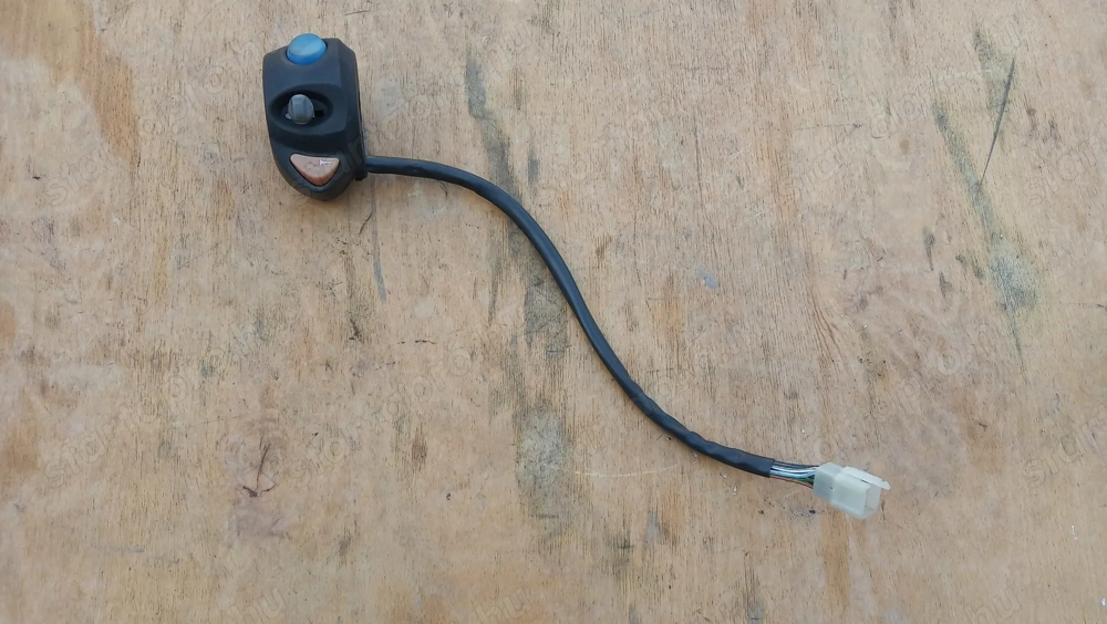 Malaguti Madison K 400 kormánykapcsoló balos