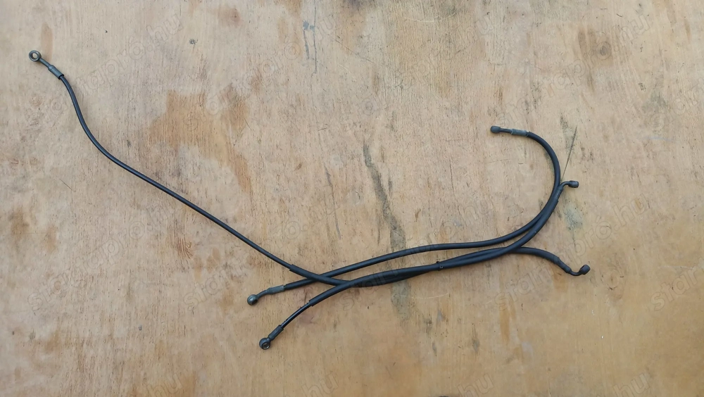 Malaguti Madison K 400 első fékcső