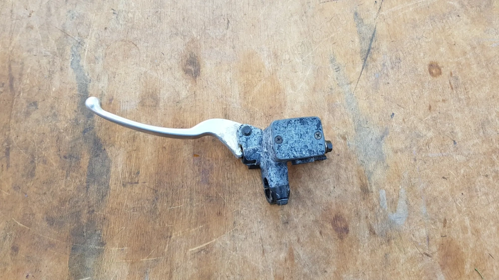 Kymco Grand Dink 250 főfékhenger balos