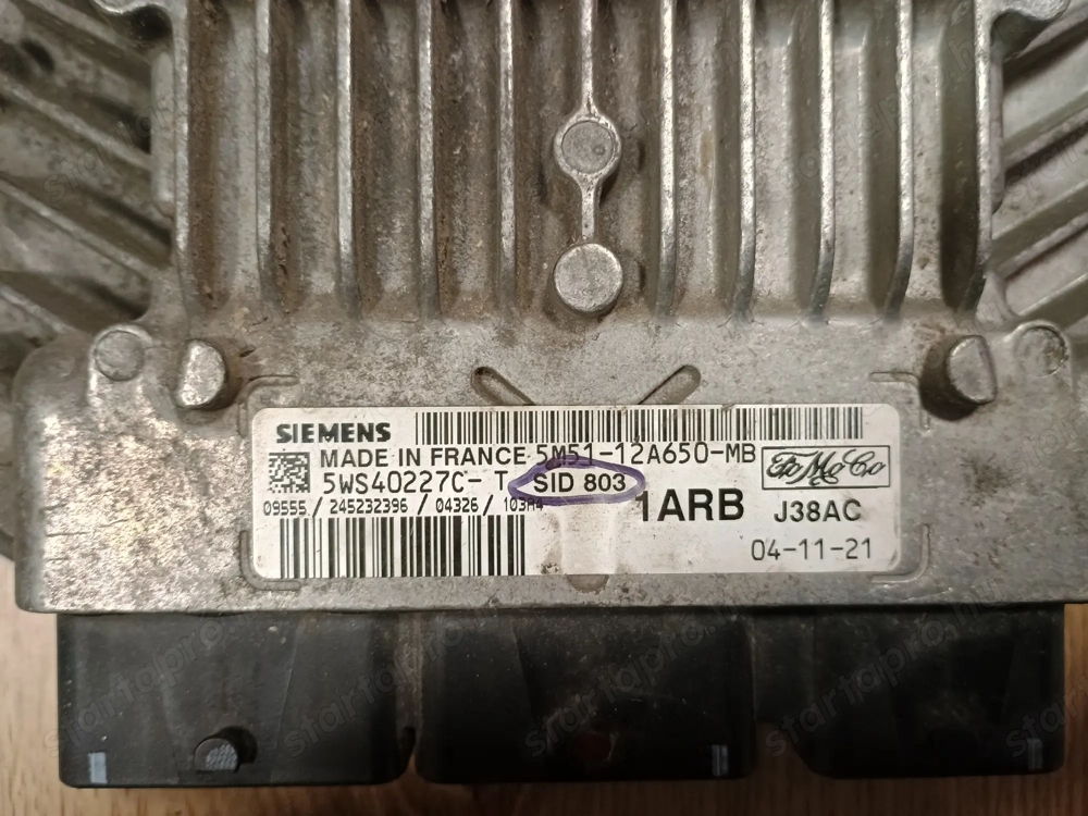 Ford Focus MK2 motorvezérlő ECU 5M51-12A650-MB