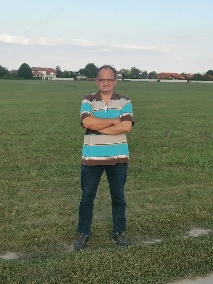 Csepelen  segítek  idős  embernek bevásárlásban, megbízható  vagyok!