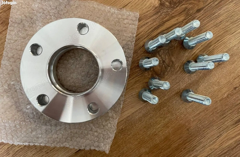 Mercedes 5 112 66,6 30mm új nyomtávszélesítő csavarokkal együtt 2db Új alumínium távtartók központos