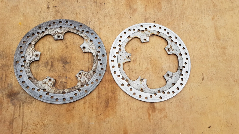 Piaggio x9 500 evo első féktárcsa pár